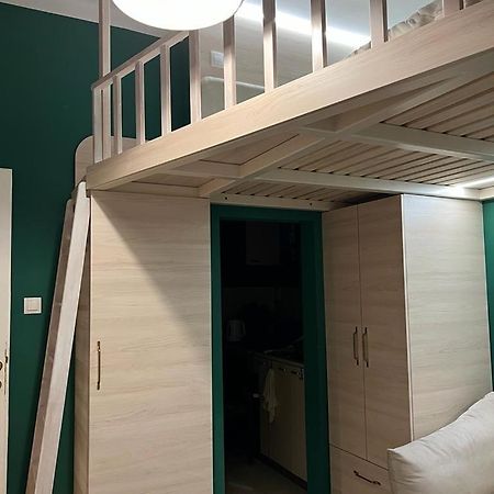 Loft Studio In The City Center Lägenhet Sofia Exteriör bild