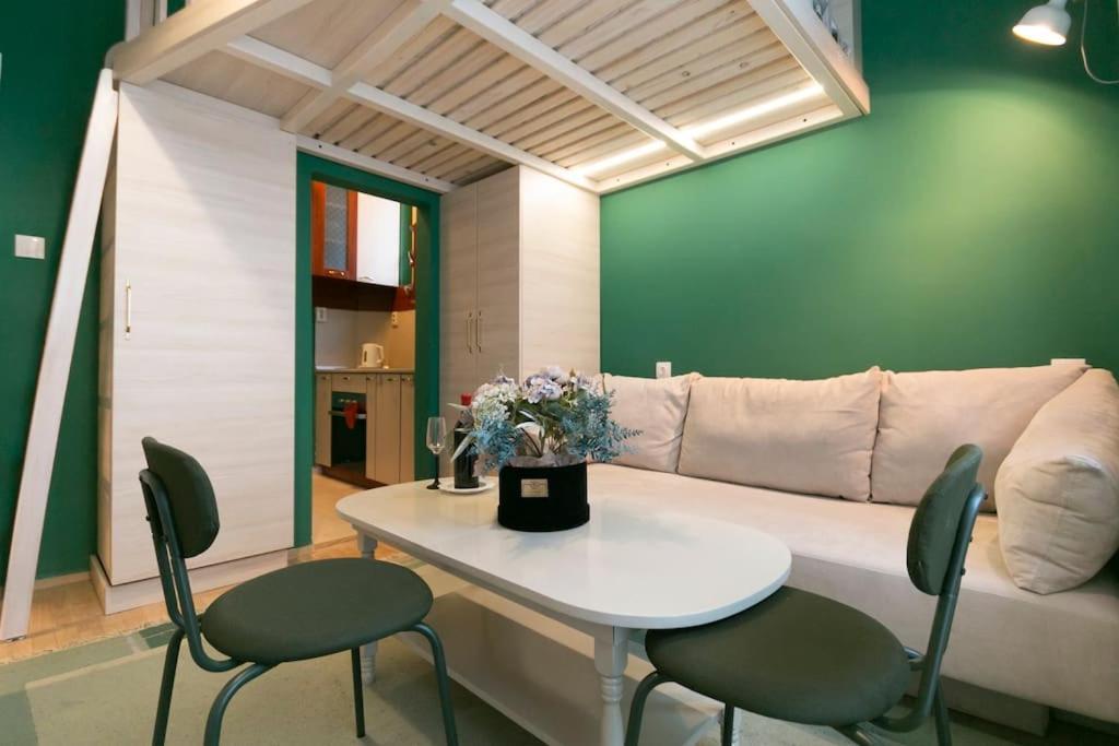 Loft Studio In The City Center Lägenhet Sofia Exteriör bild
